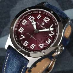Steinhart Watches Verdere Modellen^Militair 47 Automatisch Rood