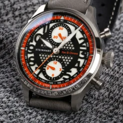 Steinhart Watches Chronografen^Nav.B-Chrono 42 Skelet Oranje