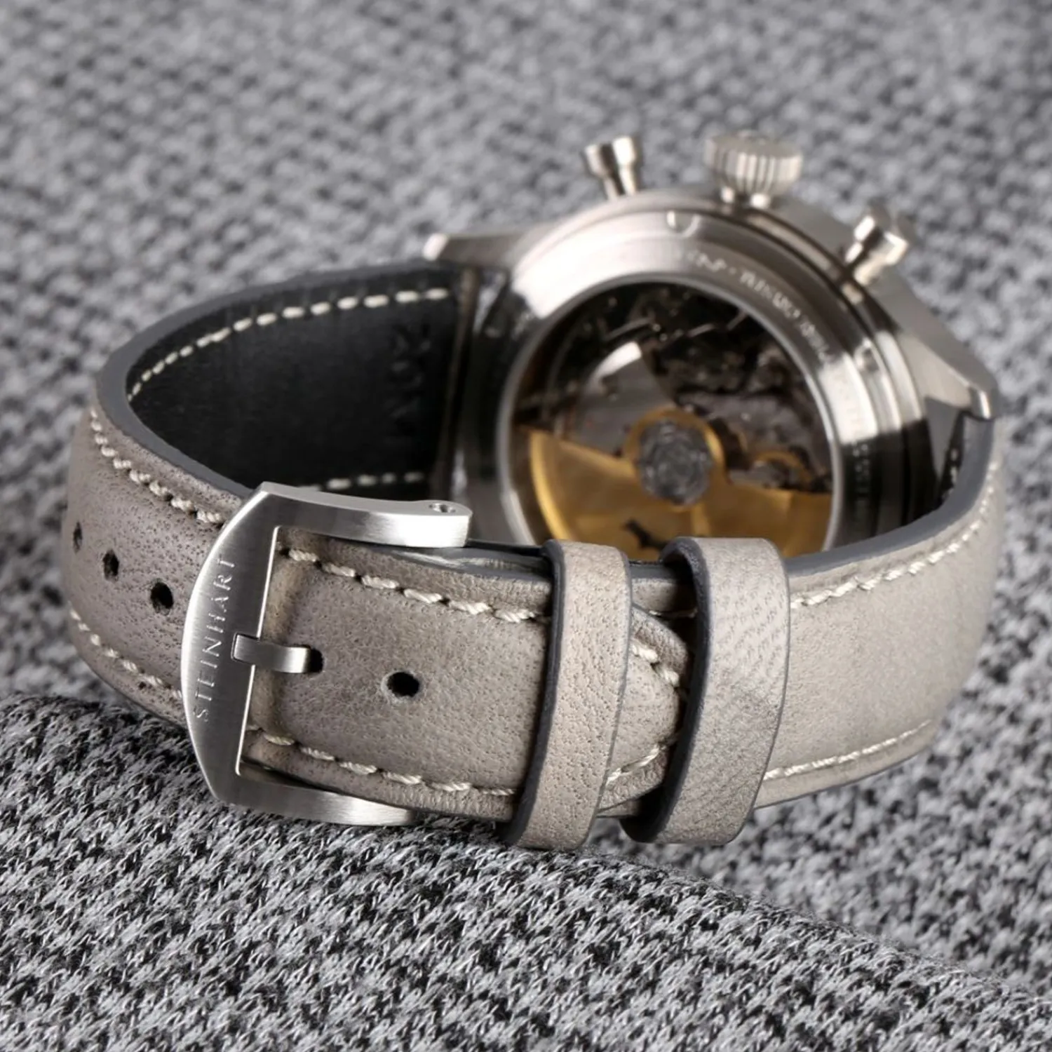 Steinhart Watches Pilotenhorloges^Nav.B-Chrono 42 Skelet Oranje