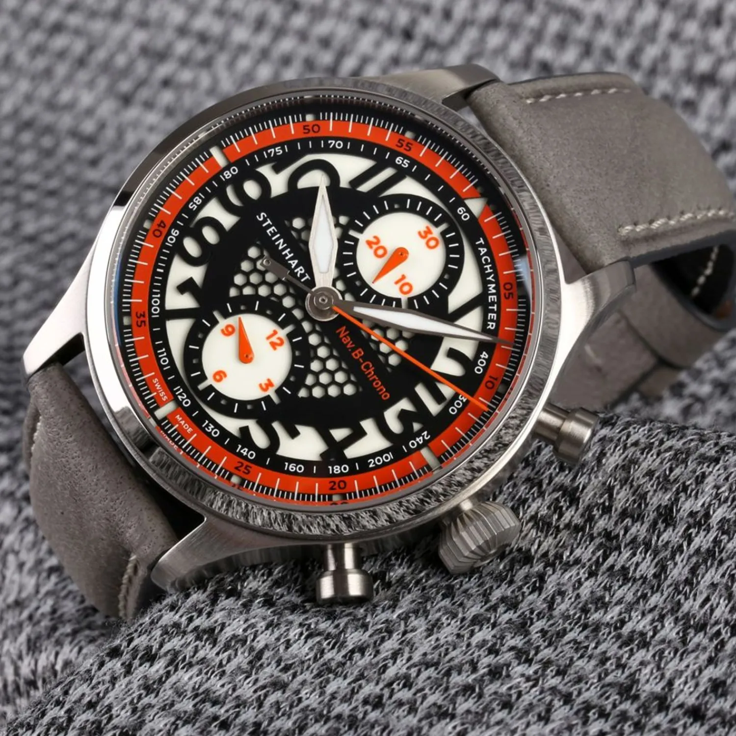 Steinhart Watches Pilotenhorloges^Nav.B-Chrono 42 Skelet Oranje