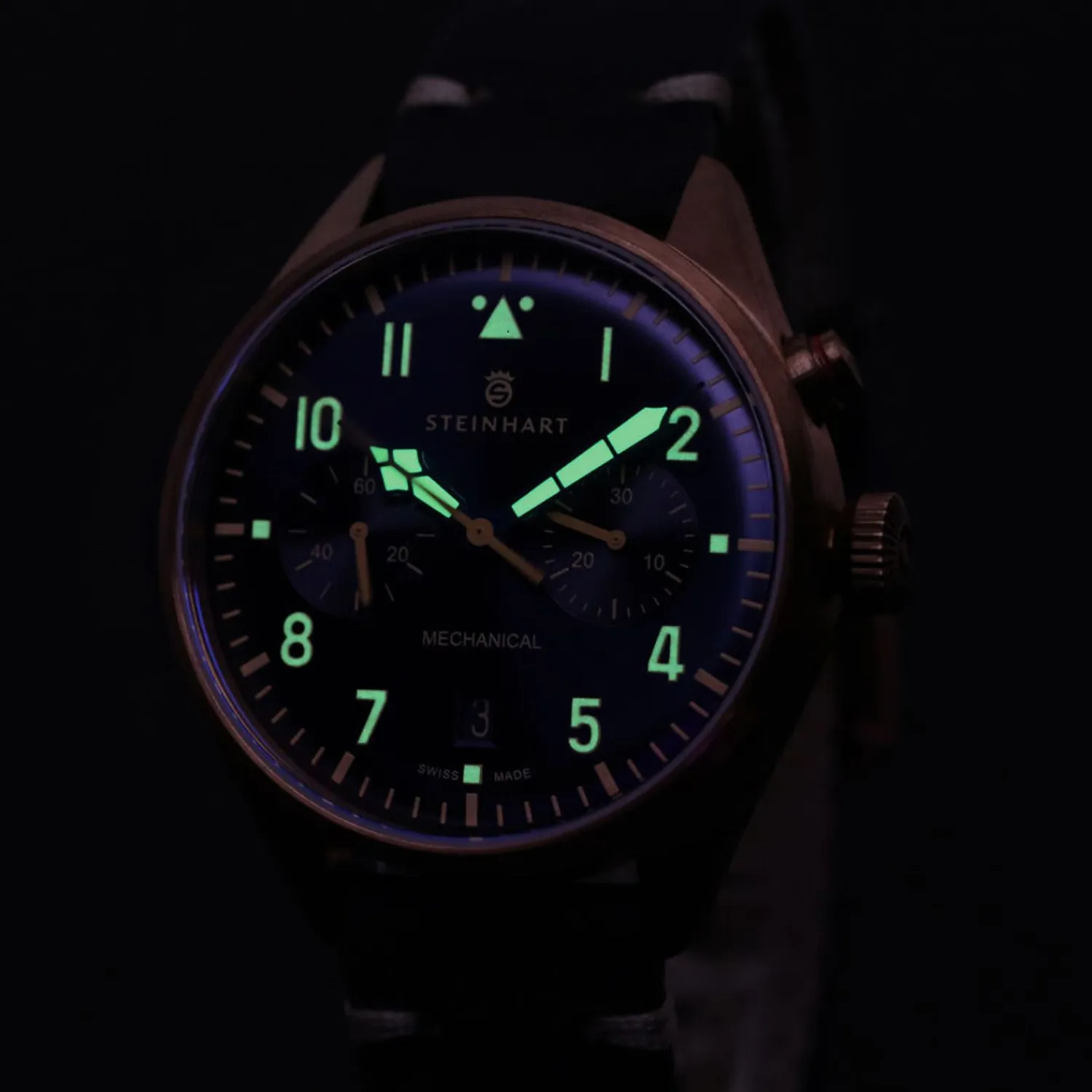 Steinhart Watches Pilotenhorloges^Nav.B - Monopusher Brons 42 Blauw