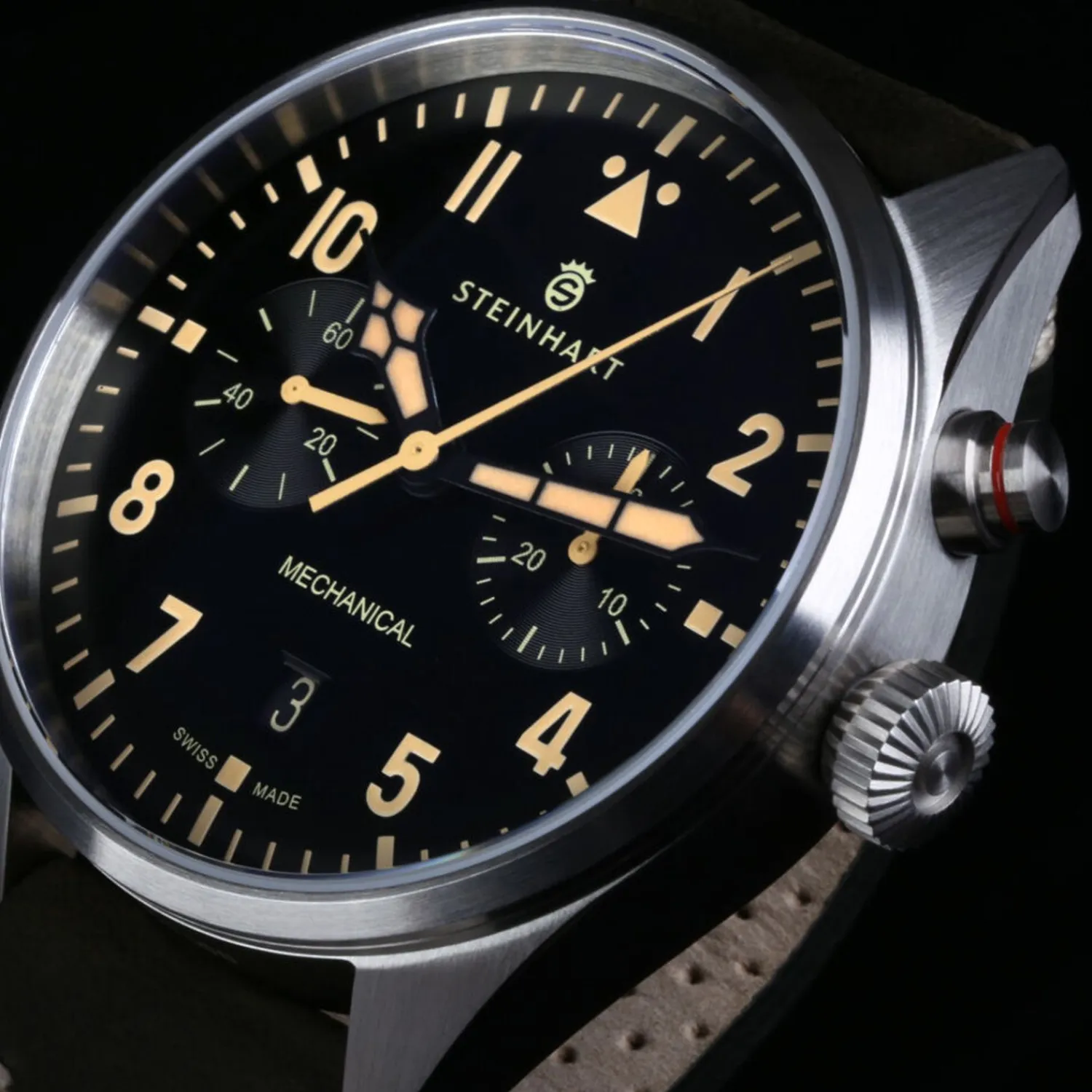 Steinhart Watches Beperkte Editie^Nav.B - Monopusher 42 Zwart