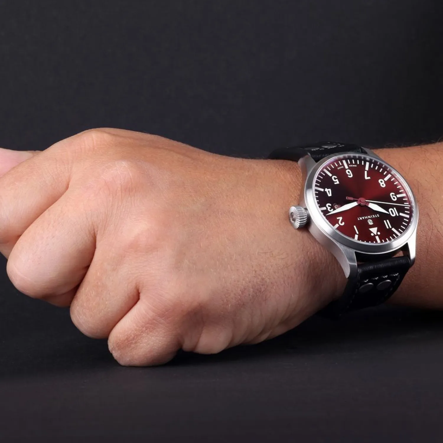 Steinhart Watches Pilotenhorloges^Nav B-Uhr 44 Datum Rood