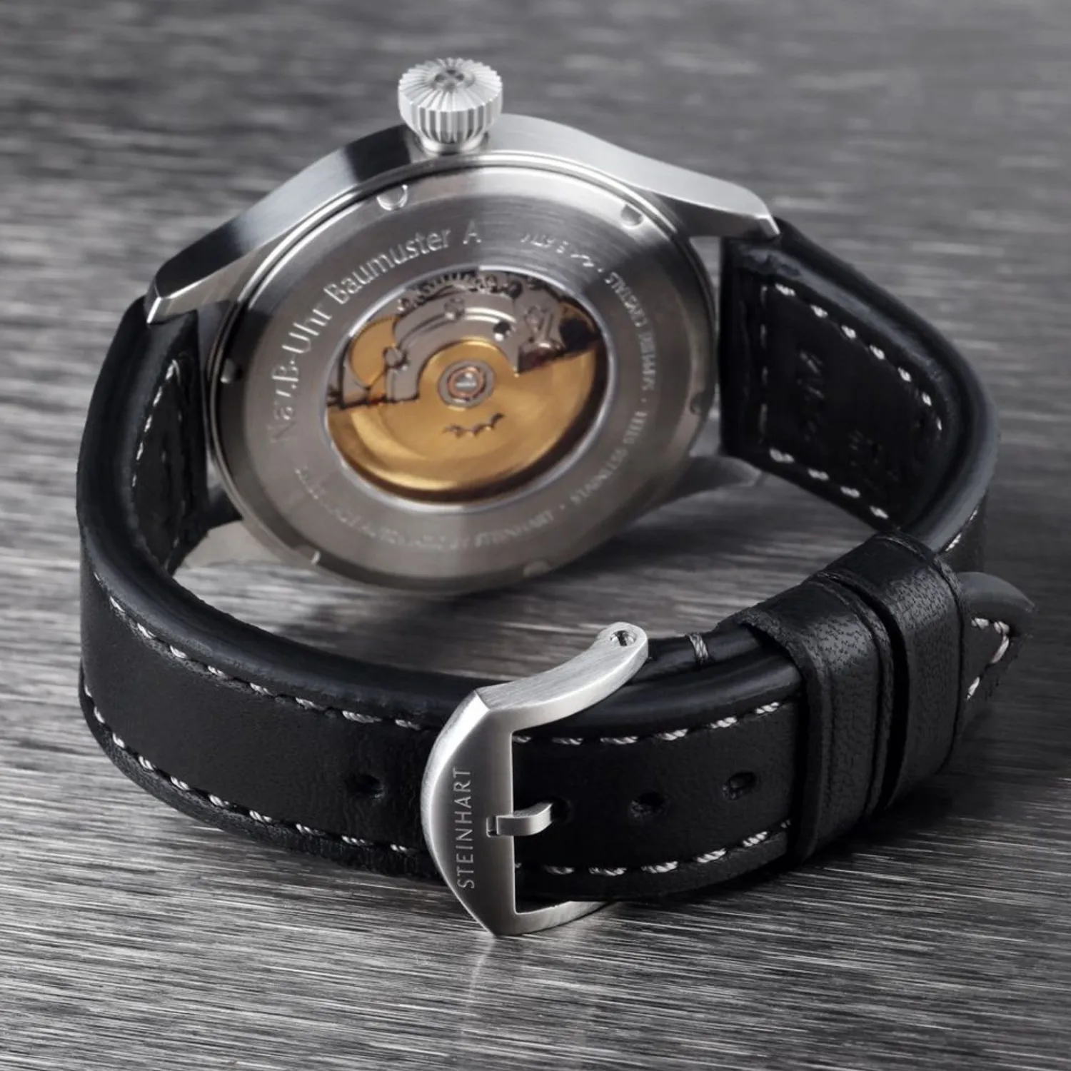 Steinhart Watches Pilotenhorloges^Nav B-Uhr 44 Datum Rood