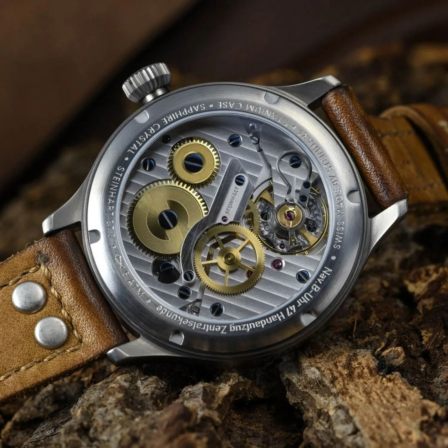Steinhart Watches Premium Lijn^Nav B-Uhr 44 Titan A Muster Zentralsekunde