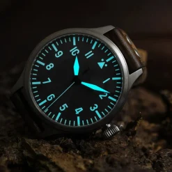 Steinhart Watches Premium Lijn^Nav B-Uhr 44 Titan A Muster Zentralsekunde