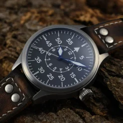 Steinhart Watches Premium Lijn^Nav B-Uhr 47 Titan B-Type Centrale Seconde