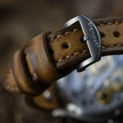Steinhart Watches Premium Lijn^Nav B-Uhr 47 Titan B-Type Centrale Seconde