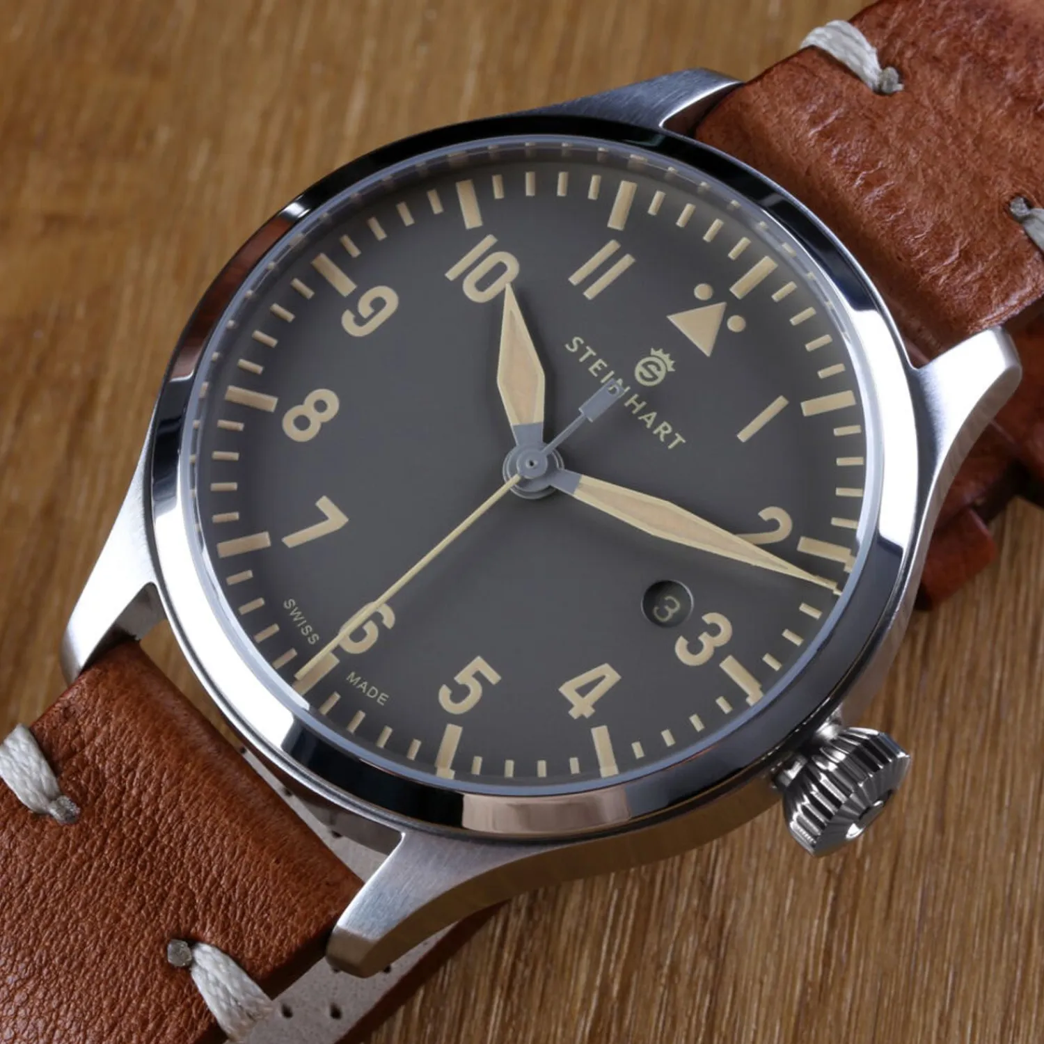 Steinhart Watches Pilotenhorloges^Nav B-Uhr 42 Vintage Beige A-Muster