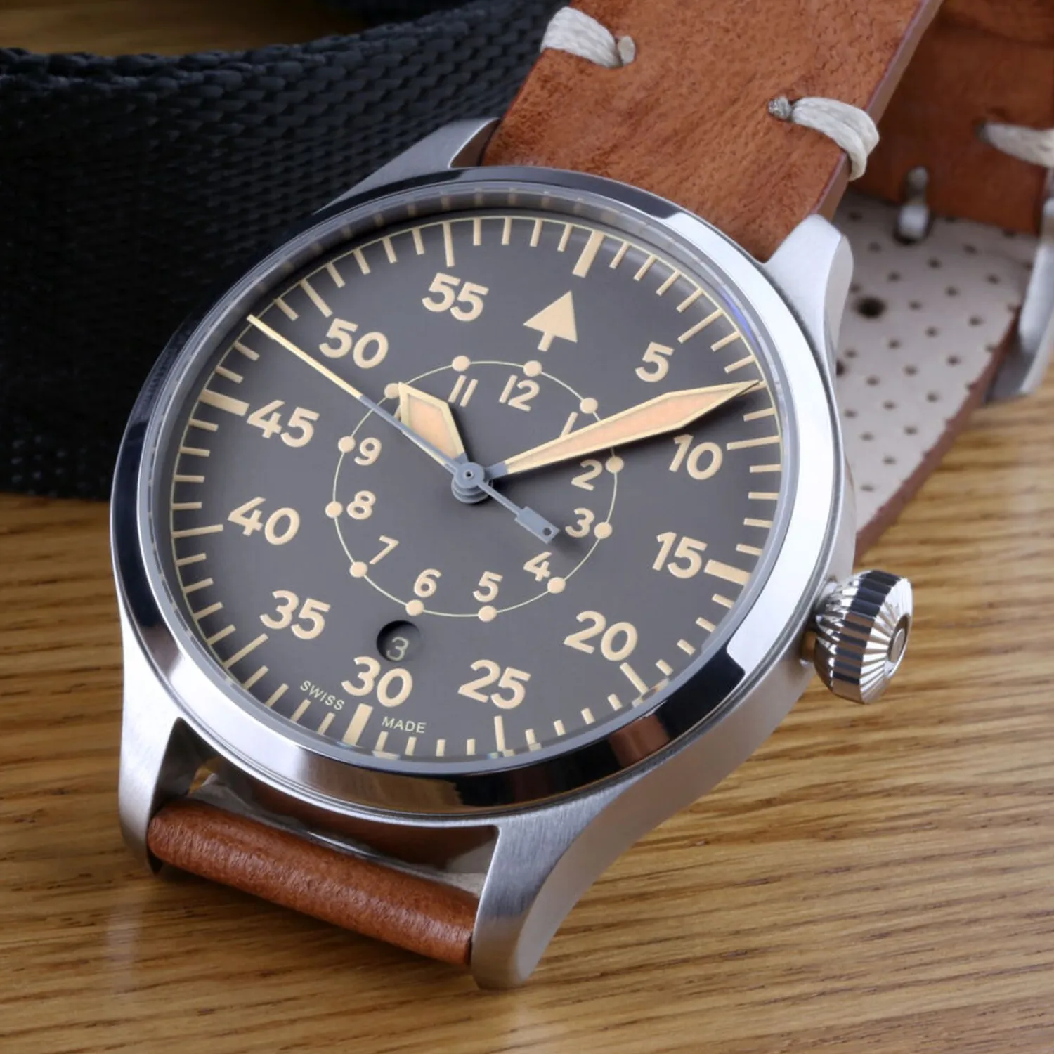 Steinhart Watches Pilotenhorloges^Nav B-Uhr 42 Vintage Beige B-Muster