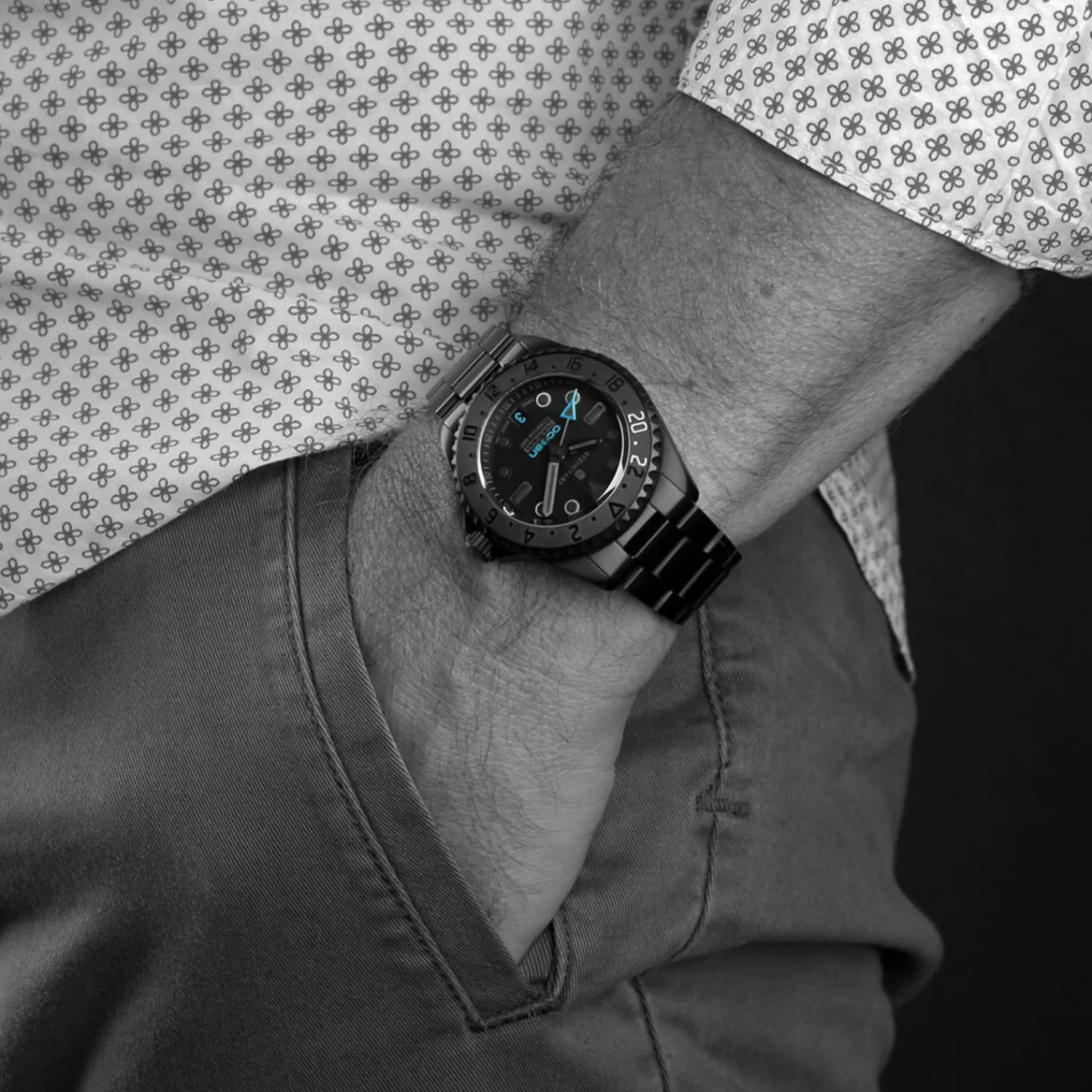 Steinhart Watches Premium Lijn^Oceaan 39 Titanium Gmt Phantom Blue