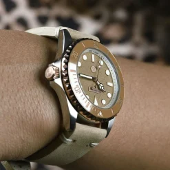 Steinhart Watches Dameshorloges^Ocean 39 Beige Keramiek Duikhorloge