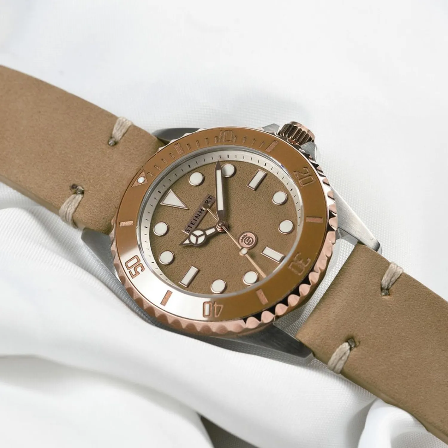 Steinhart Watches Duikhorloges 39 Mm^Ocean 39 Beige Keramiek Duikhorloge
