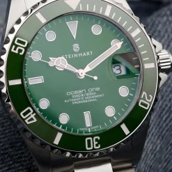 Steinhart Watches Premium Lijn^Ocean 39 Dubbelgroen Keramiek Premium Duikhorloge