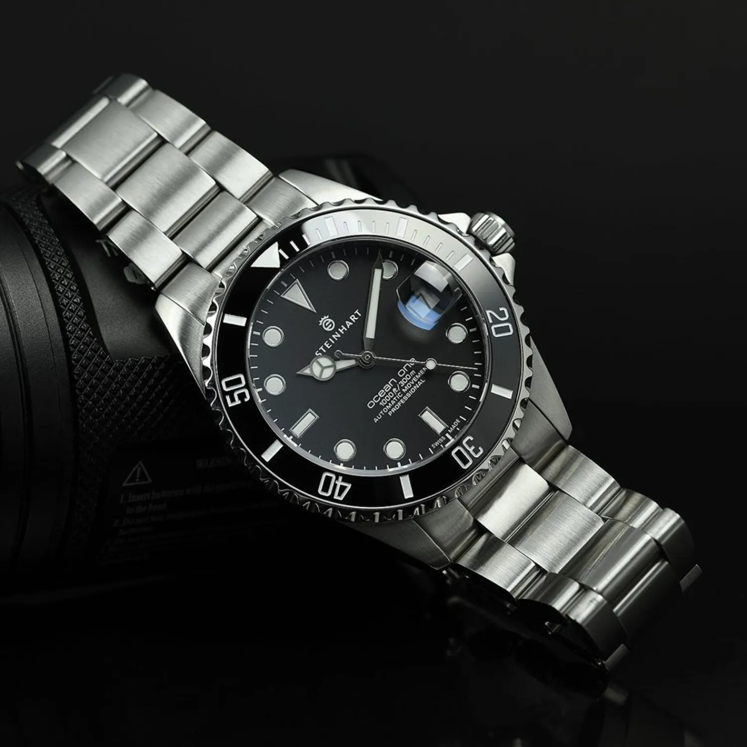Steinhart Watches Duikhorloges 39 Mm^Ocean 39 Duikhorloge Van Zwart Keramiek