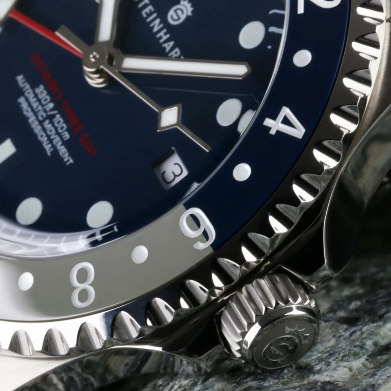 Steinhart Watches Duikhorloges 42 Mm^Ocean 3 Gmt Blauwgrijs Keramiek