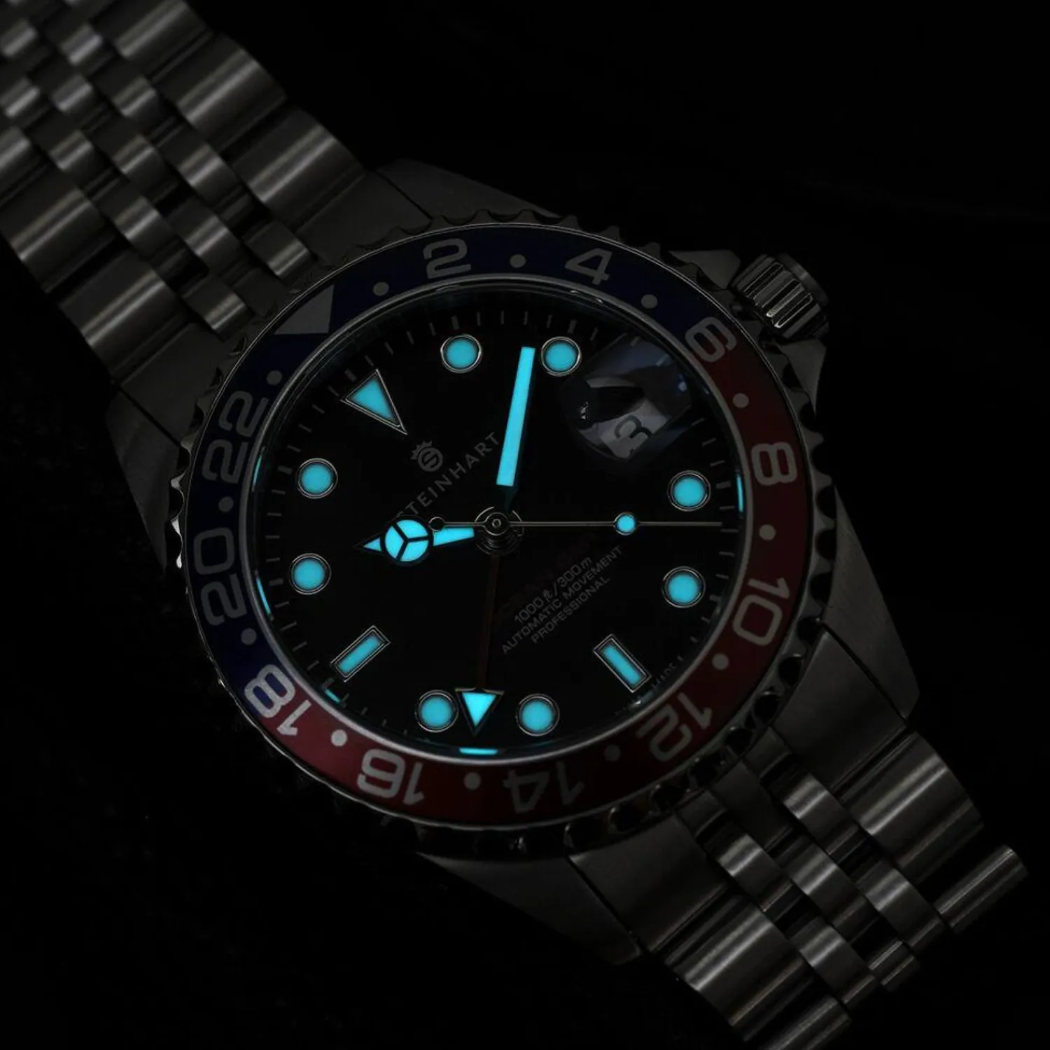 Steinhart Watches Duikhorloges 39 Mm^Ocean 39 Gmt Blauw-Rood .2 Duikhorloge