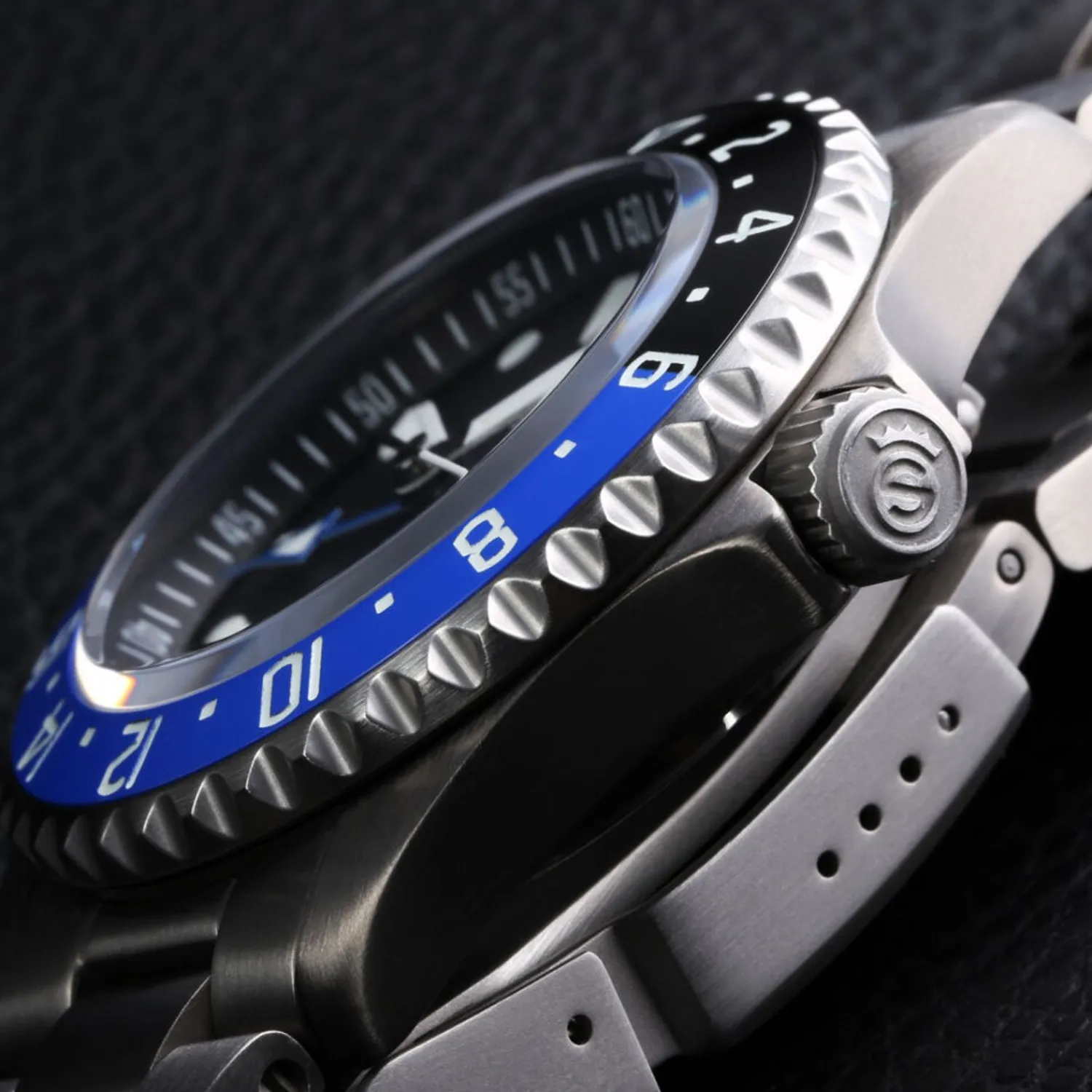 Steinhart Watches Duikhorloges 39 Mm^Ocean 39 Gmt Titan Premium Keramiek