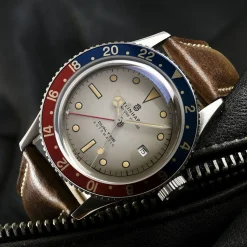 Steinhart Watches Premium Lijn^Ocean One Vintage Dual-Time Premium Duikhorloge