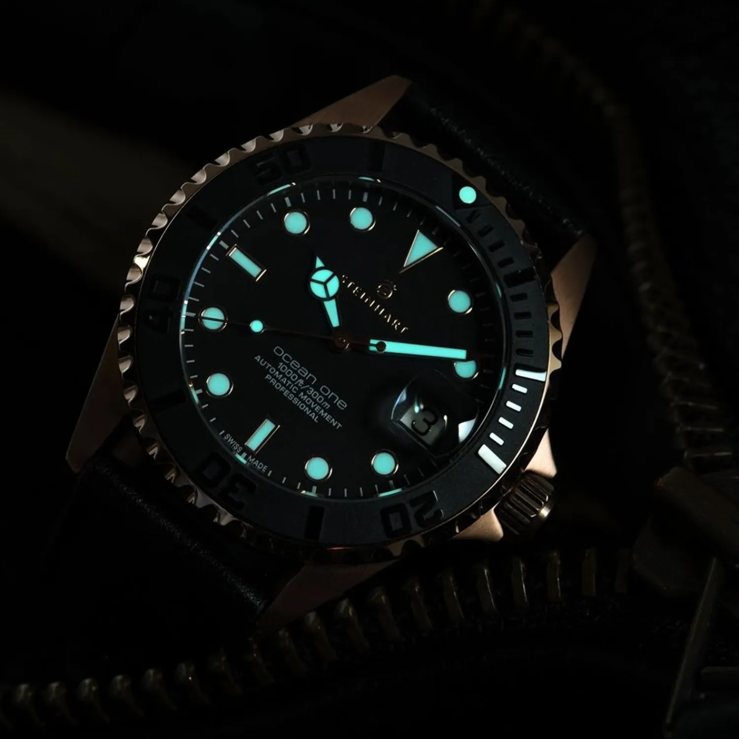 Steinhart Watches Dameshorloges^Ocean 39 Roze-Gouden Keramiek Duikhorloge