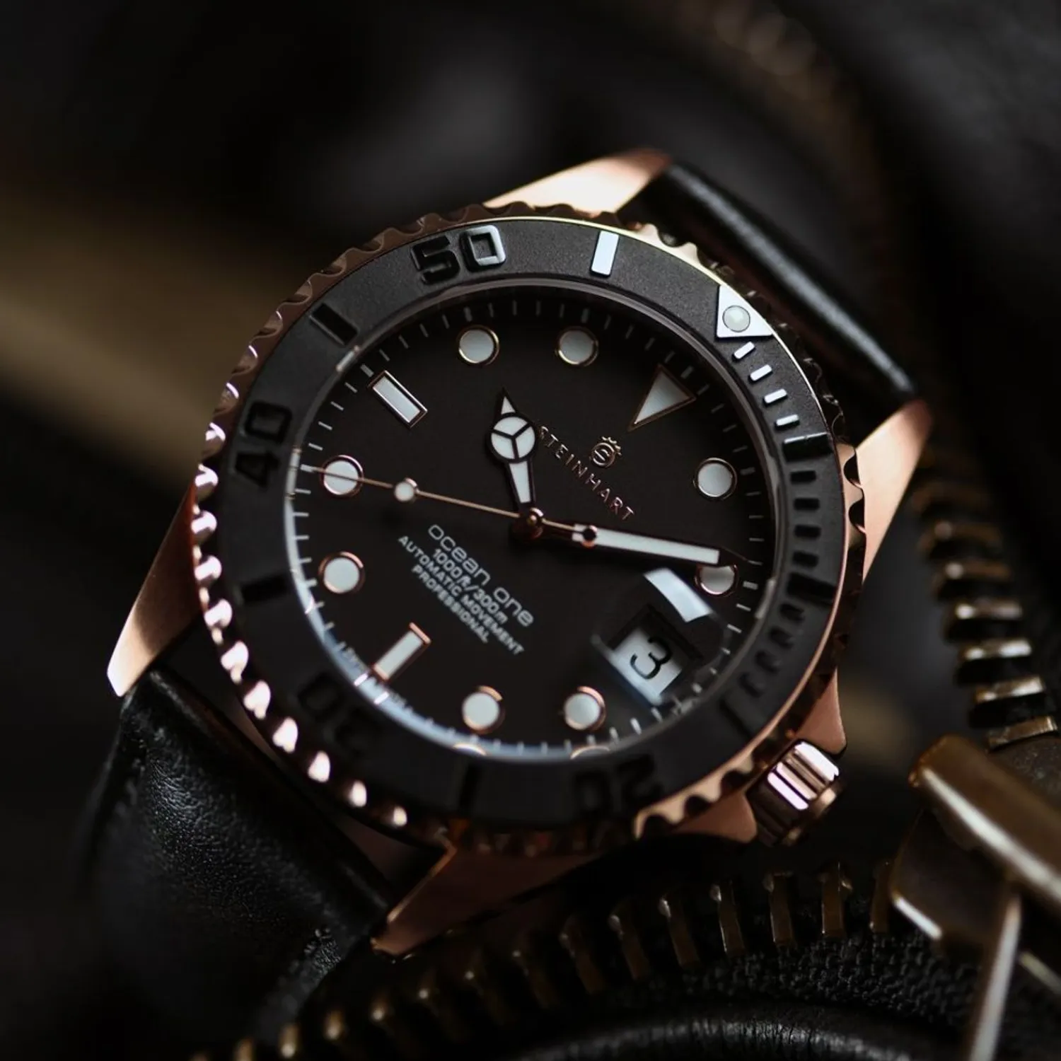 Steinhart Watches Dameshorloges^Ocean 39 Roze-Gouden Keramiek Duikhorloge