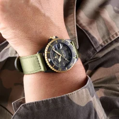 Steinhart Watches Duikhorloges 39 Mm^Ocean 39 Zwart Militair Camouflageduikhorloge