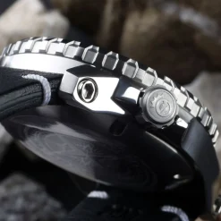 Steinhart Watches Duikhorloges 44 Mm^Traveller Gmt Zwart Duikershorloge