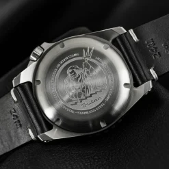 Steinhart Watches Duikhorloges 44 Mm^Triton 30 Atm Zwart Duikhorloge